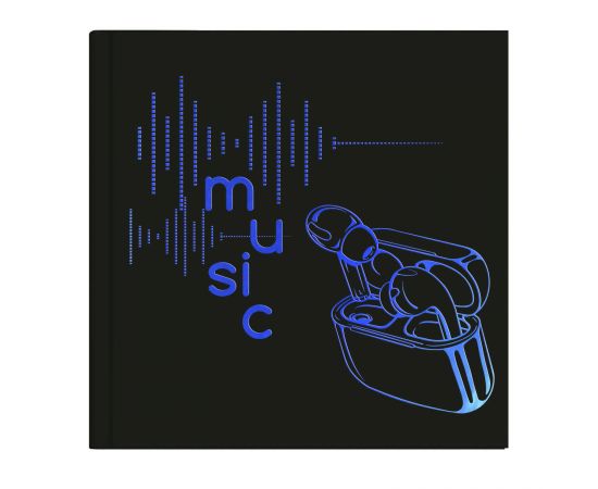 Записная книжка 80 л 105х105 мм клетка твердый переплет "Notebook. Синие наушники" черная/40