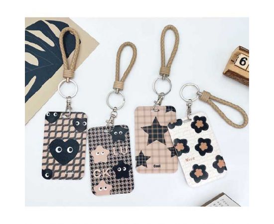 Идентификатор вертикальный 110х70 мм школьный ассорти 4 дизайна deVENTE "Beige Badge"/36